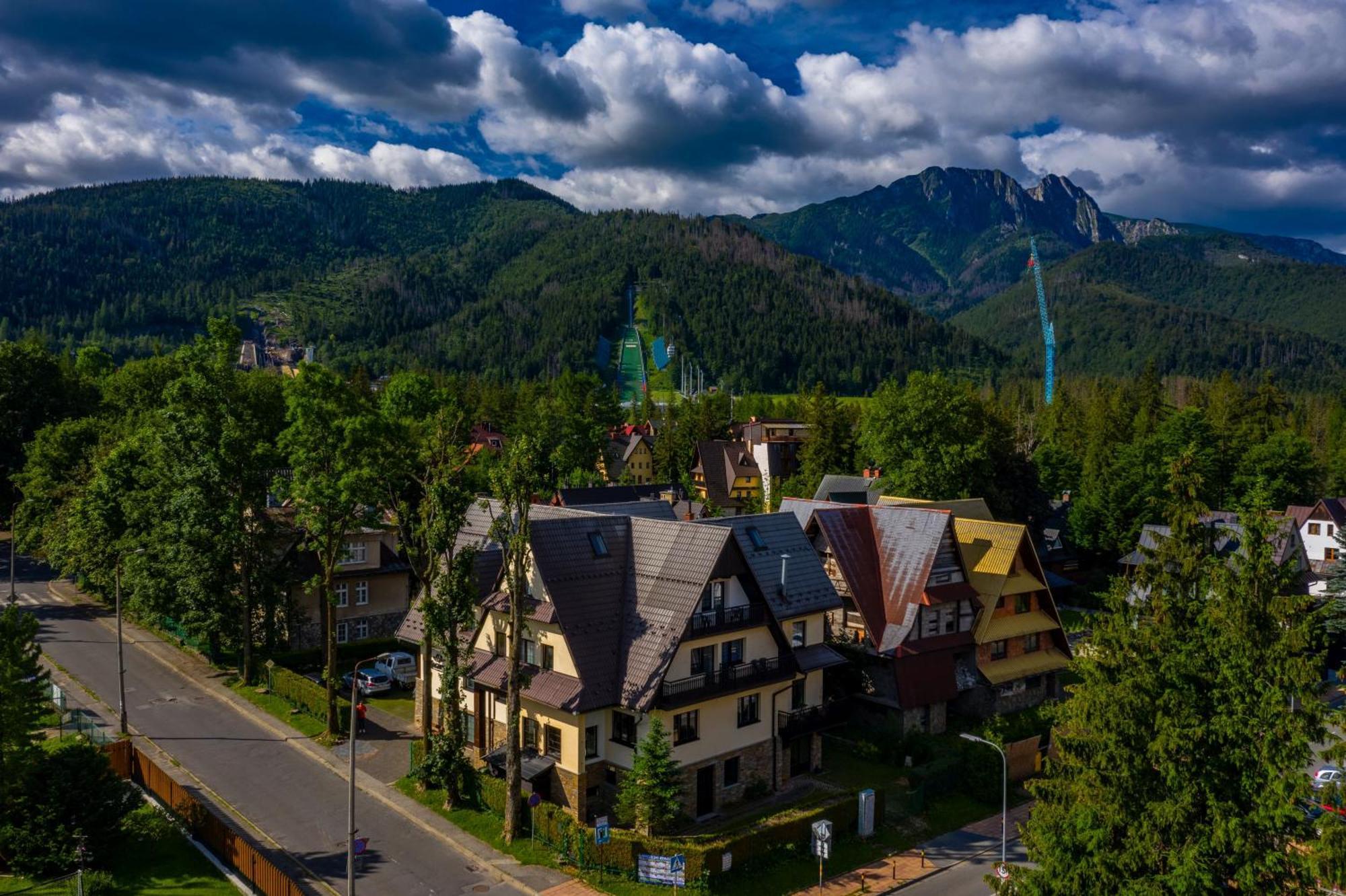 Magnolia Apartment Zakopane Bagian luar foto